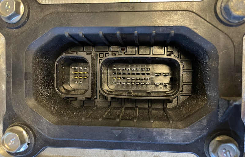 Leaf Gen 2 inverter connector